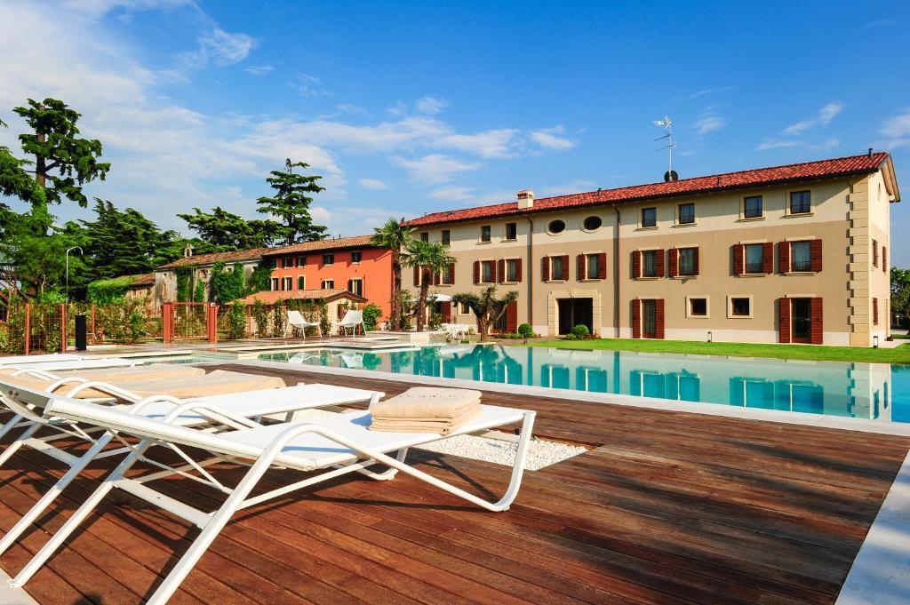 Belvivere Suites Сона Экстерьер фото